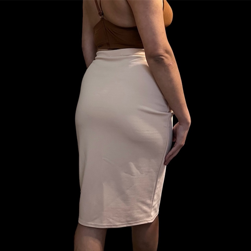 (NWOT) Missguided Pastel Pink Bodycon Midi Skirt - US Size 10